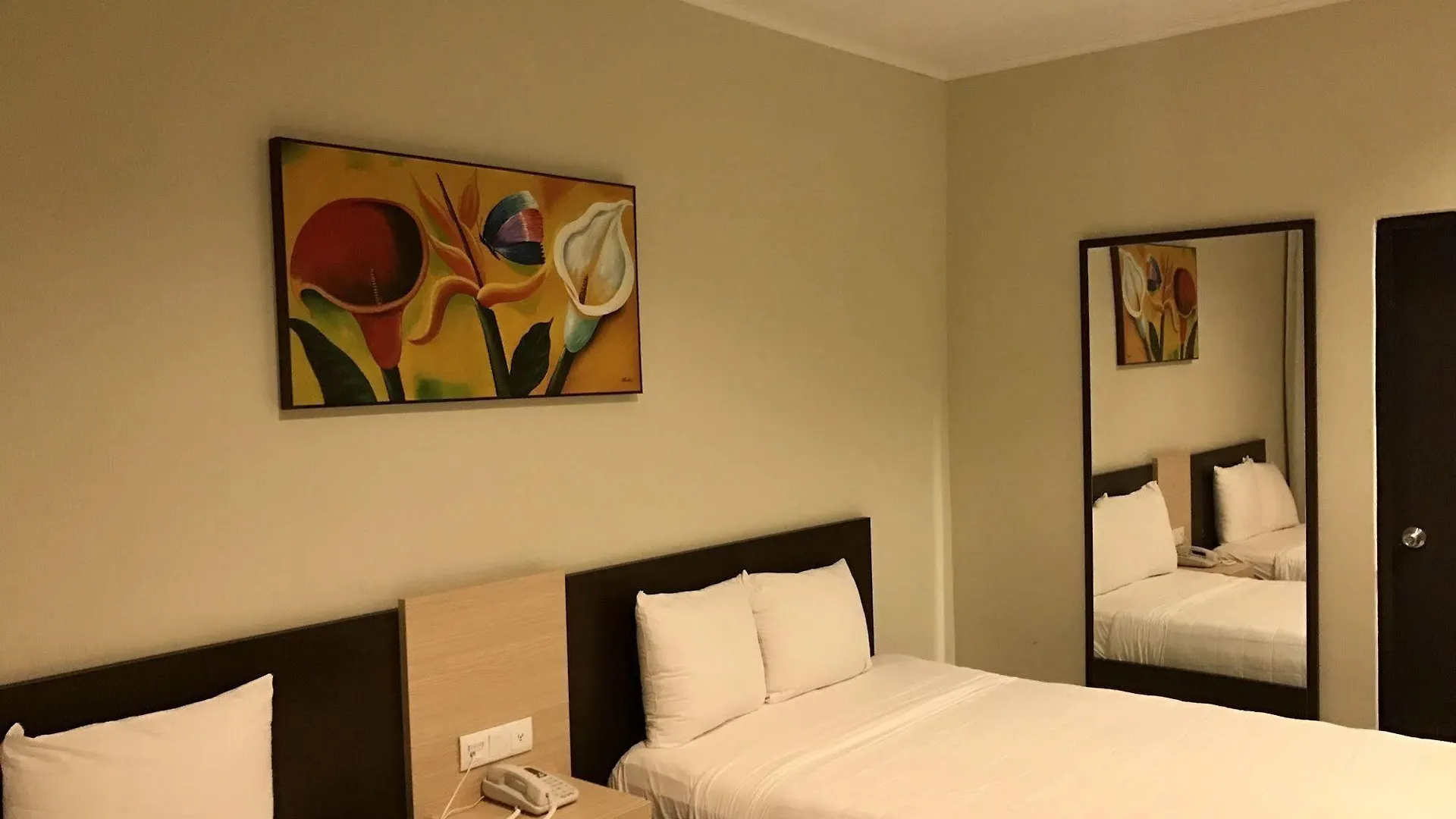 Curacao Airport Hotel Willemstad 3*,  Curaçao