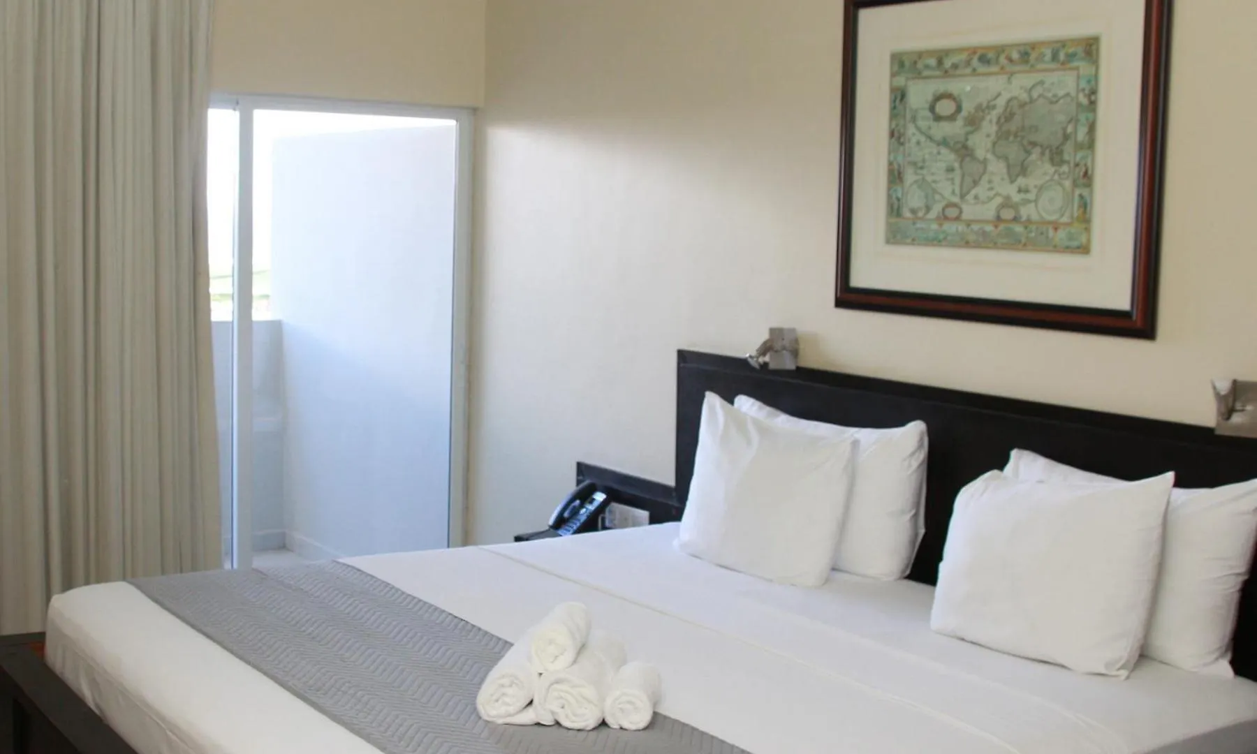 Curacao Airport Hotel Willemstad 3*,  Curaçao